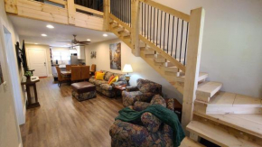 3BR Walk-In with Loft - Pool and Hot Tub - FREE ATTRACTION TICKETS INCLUDED - PARA